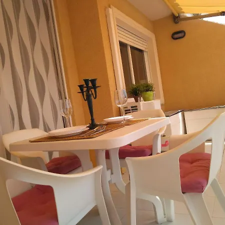 En Apolo 7 A 100mts De La Playa * Calpe